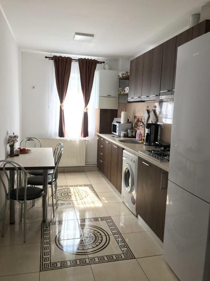 Apartament Mont Blanc Sinaia Eksteriør bilde