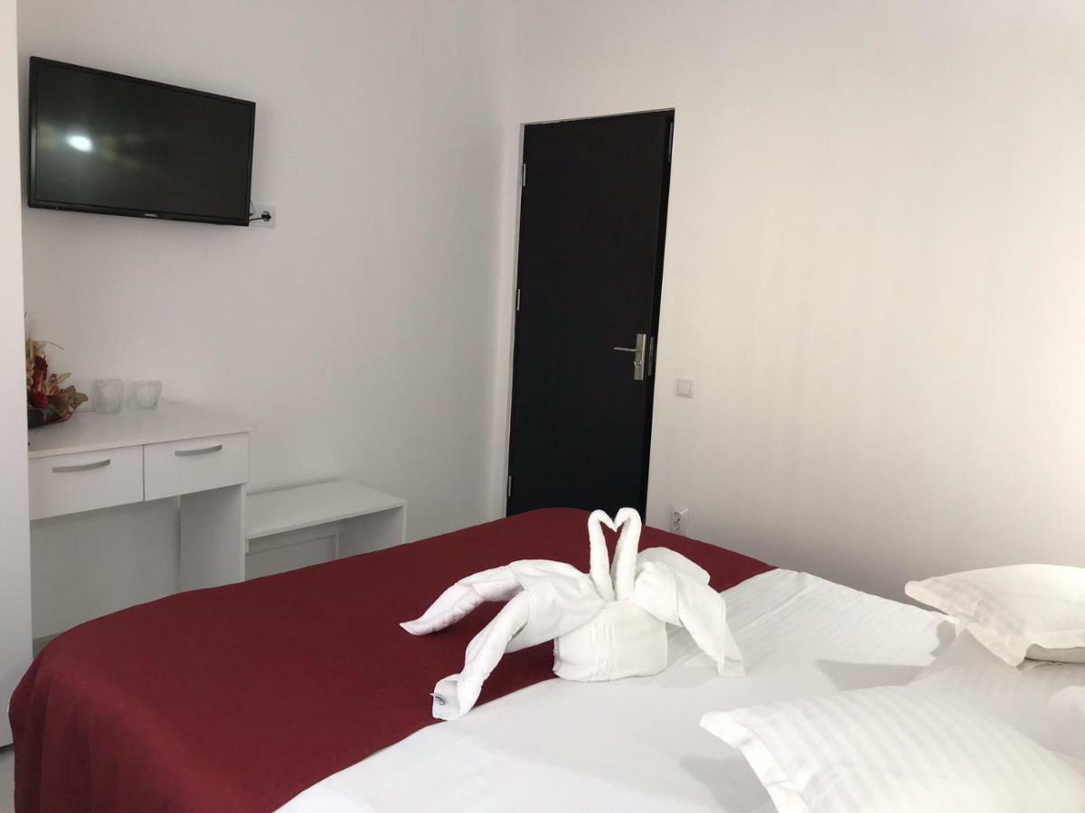 Apartament Mont Blanc Sinaia Eksteriør bilde