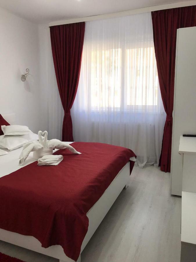 Apartament Mont Blanc Sinaia Eksteriør bilde